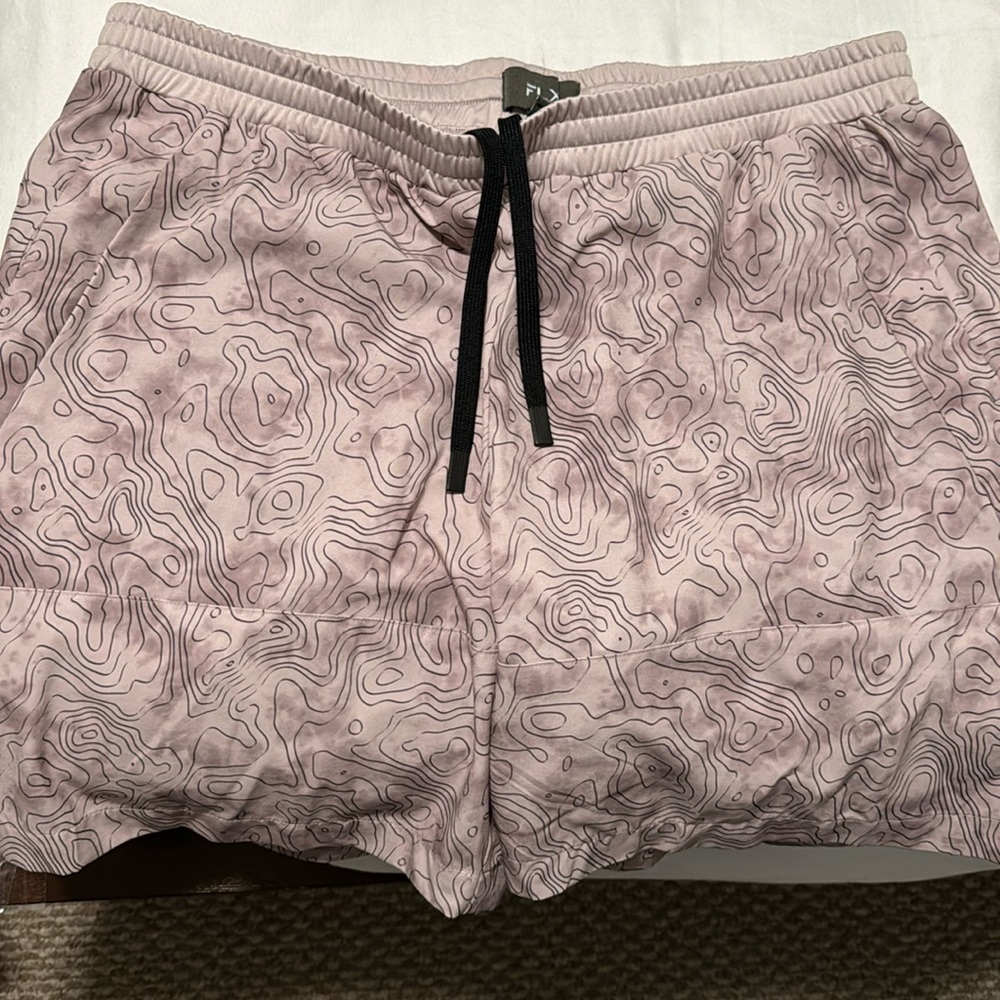 Patterns flex shorts for working out